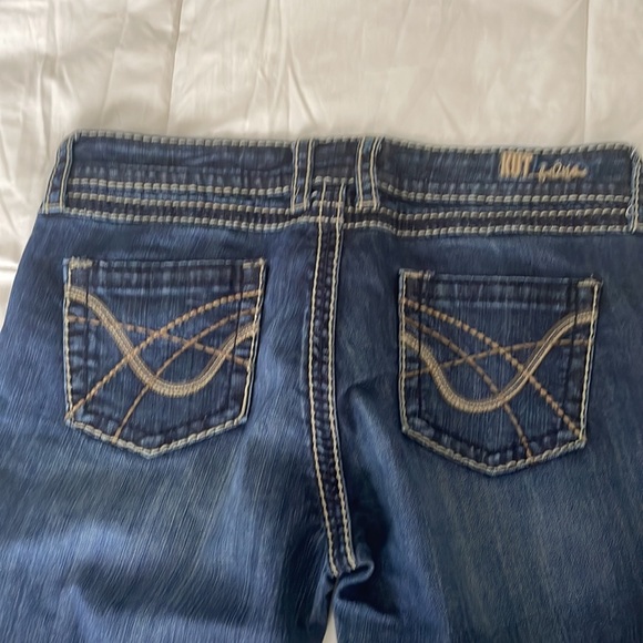 Jeans - Picture 2 of 4